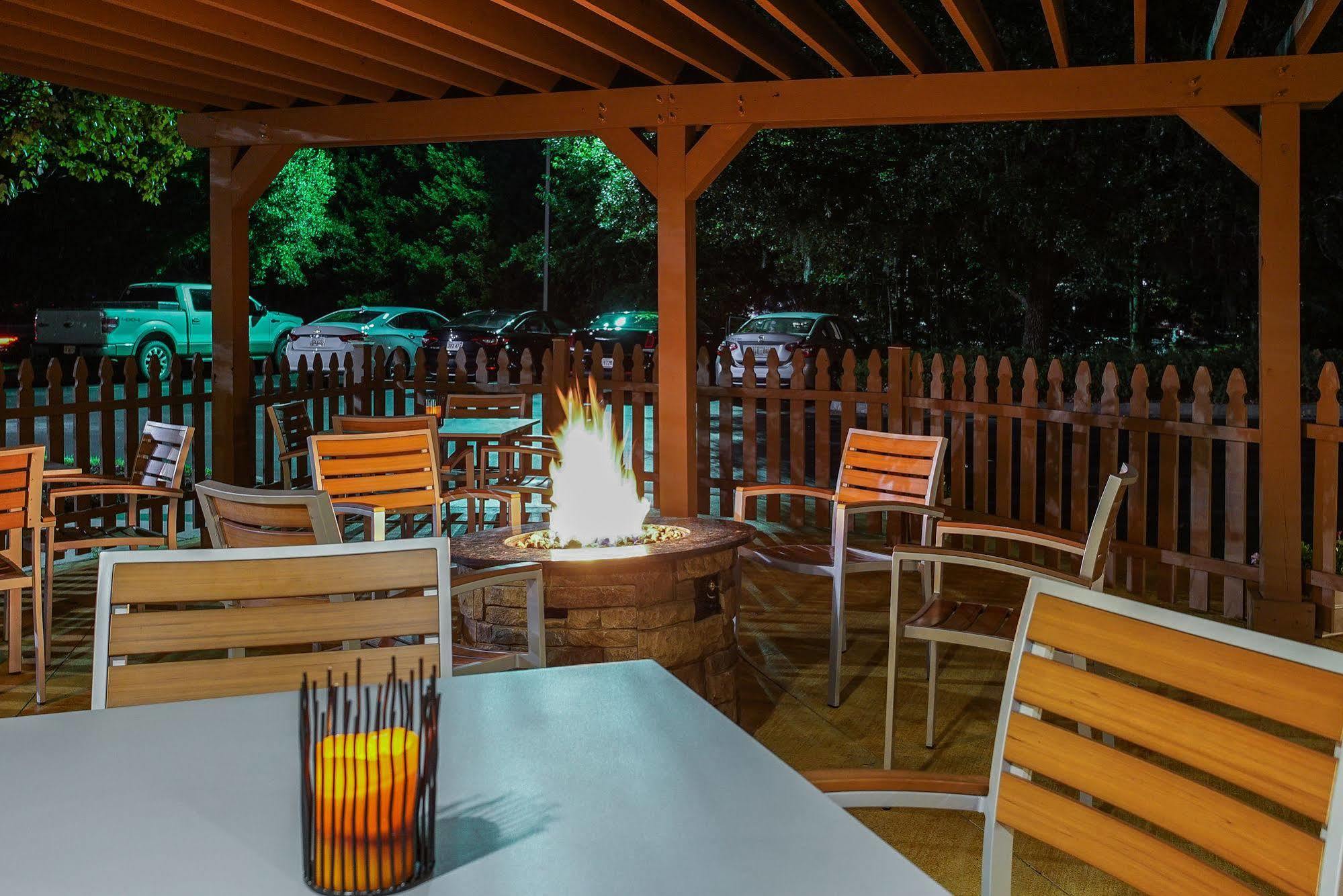 Springhill Suites By Marriott Savannah Midtown Eksteriør billede